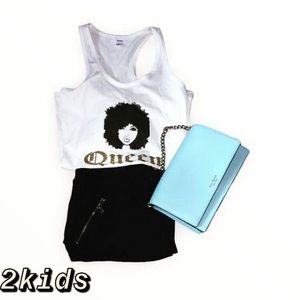 Meet your Posher, Eve